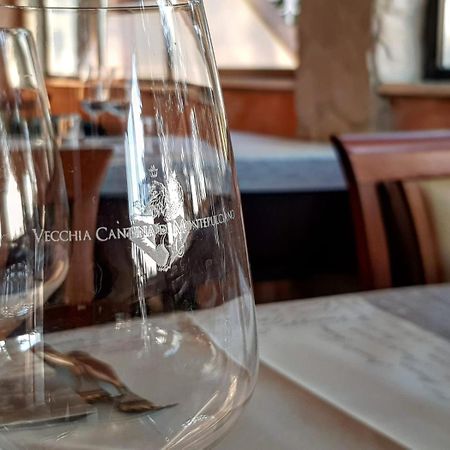 Il Grifo Hotel E Bisteccheria Toscana Montepulciano Stazione エクステリア 写真