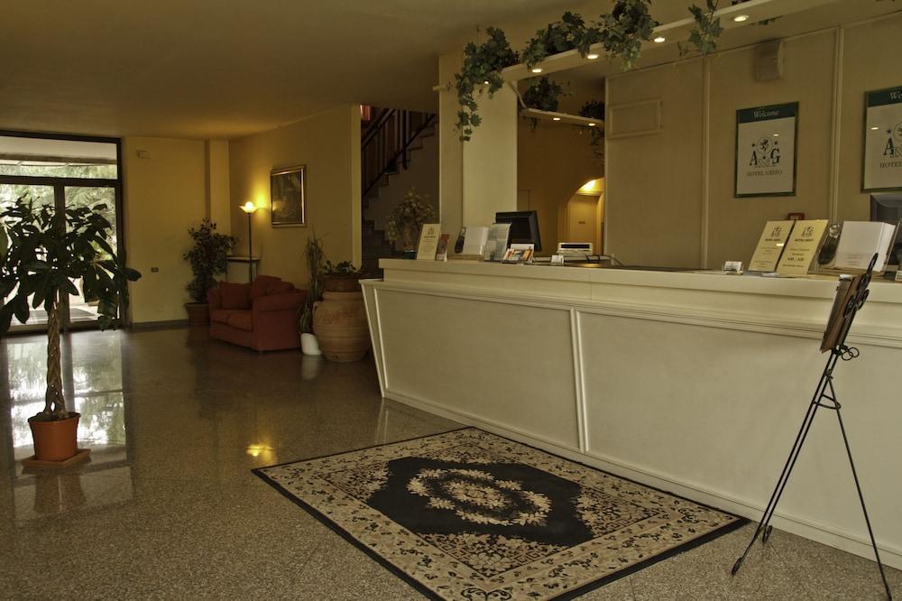 Il Grifo Hotel E Bisteccheria Toscana Montepulciano Stazione エクステリア 写真